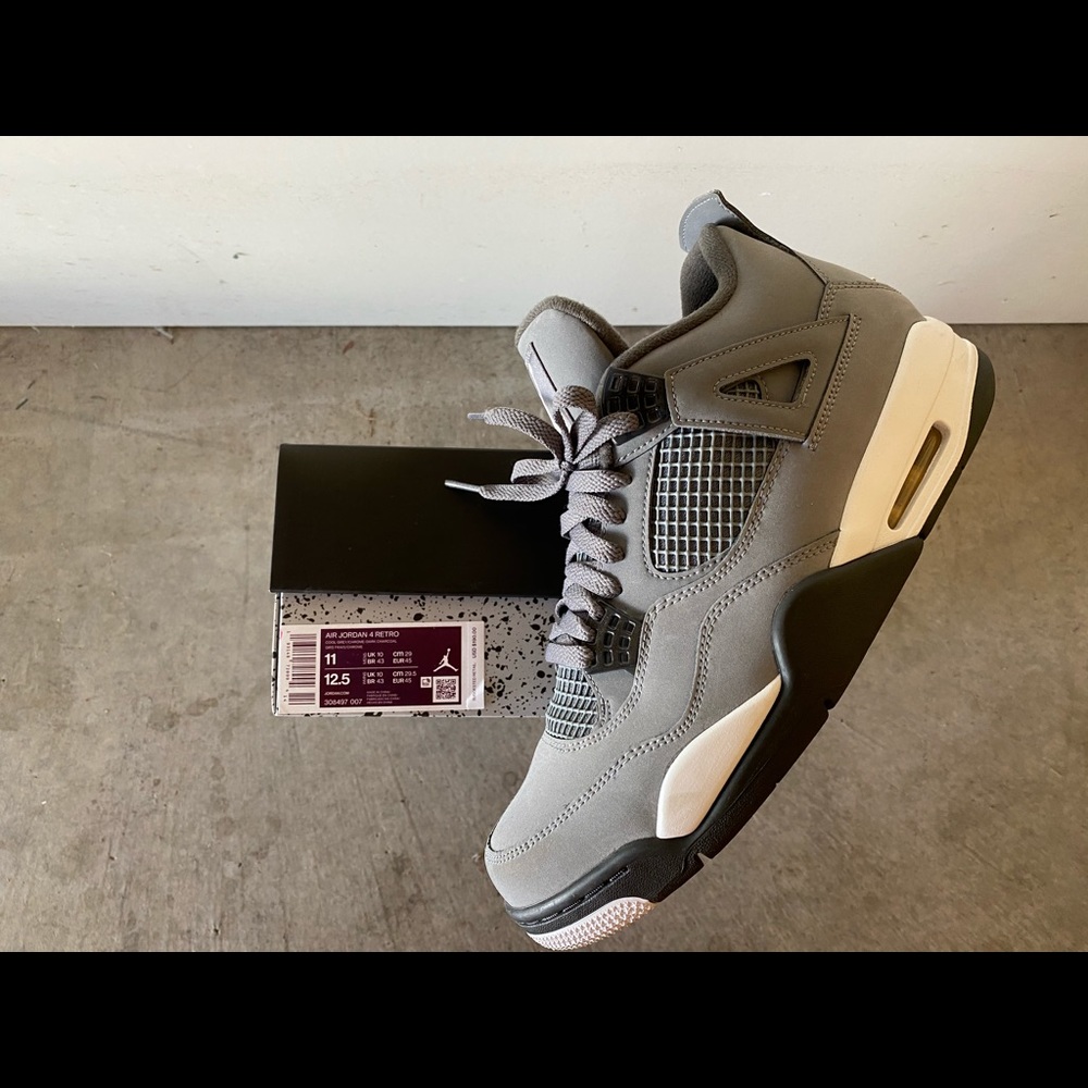Jordan Retro 4 “wolf grey”